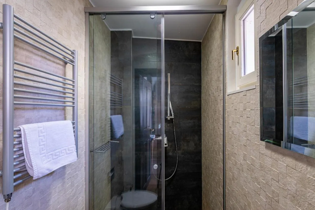 Mostecka Apartment Praga