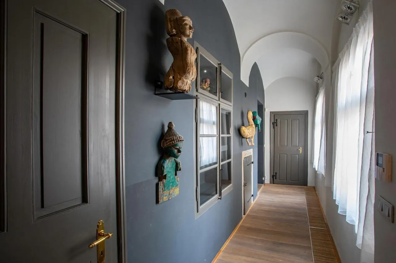 Mostecka Apartment Praga 0*,